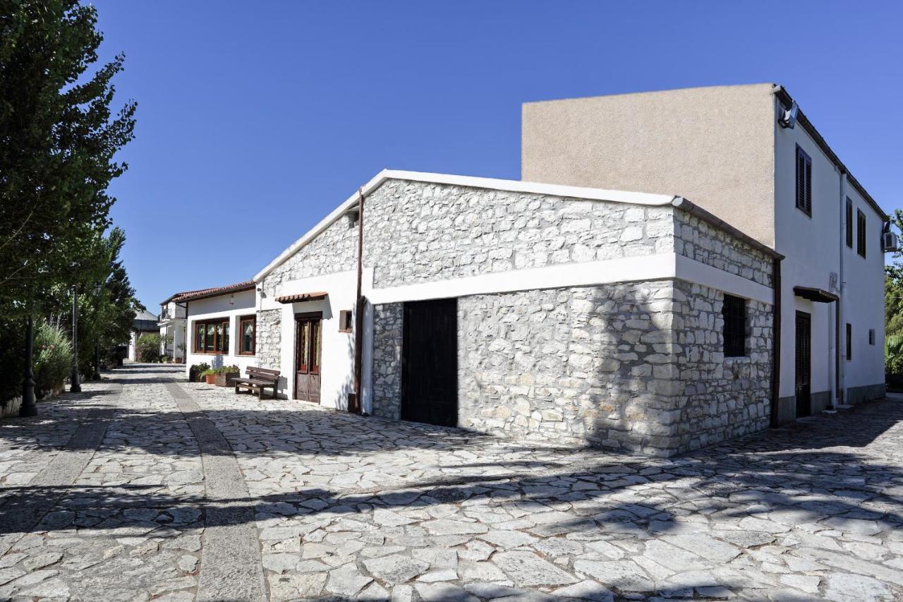 Agriturismo Tenute Pollara Roccamena Buitenkant foto