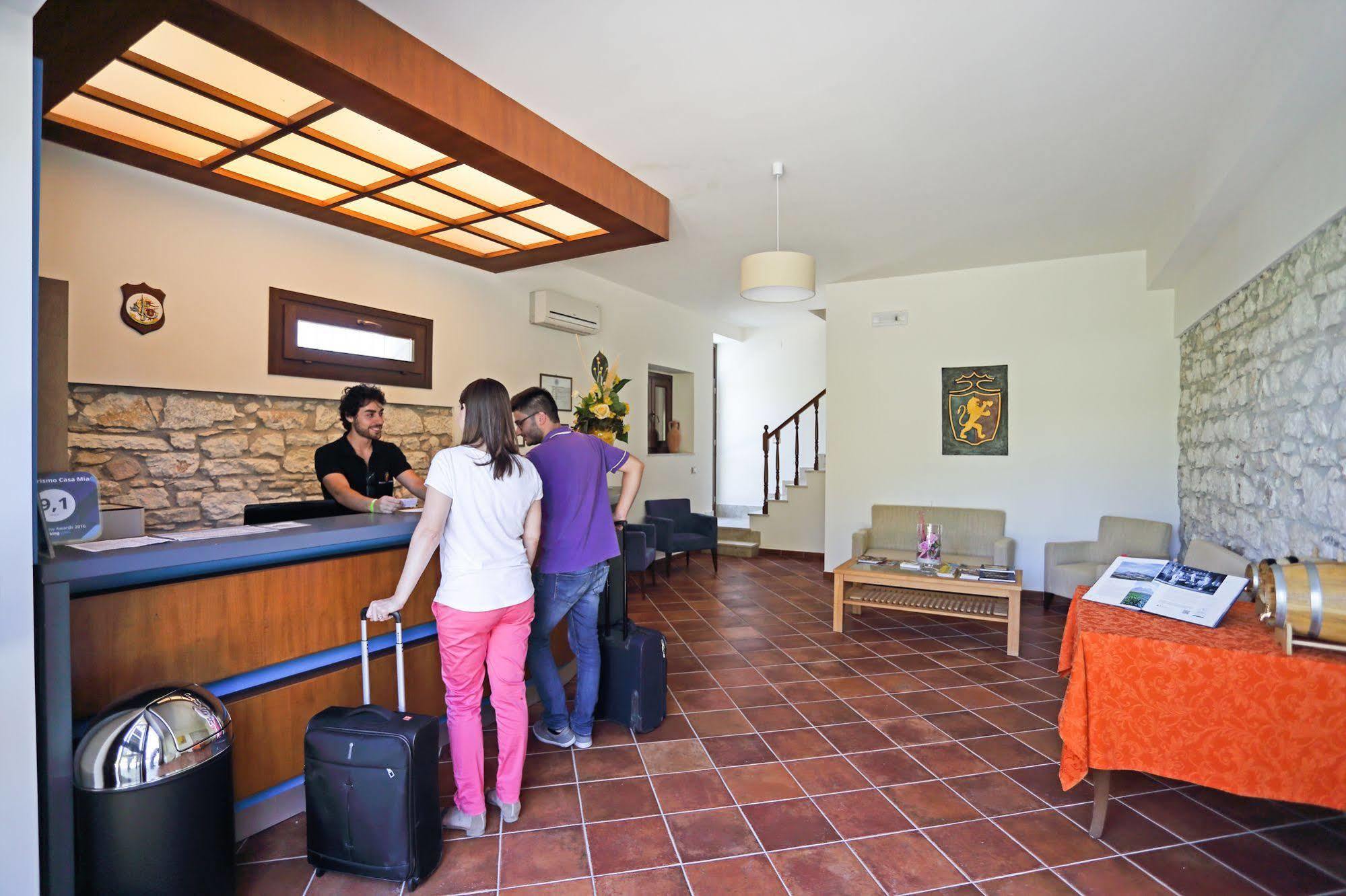 Agriturismo Tenute Pollara Roccamena Buitenkant foto
