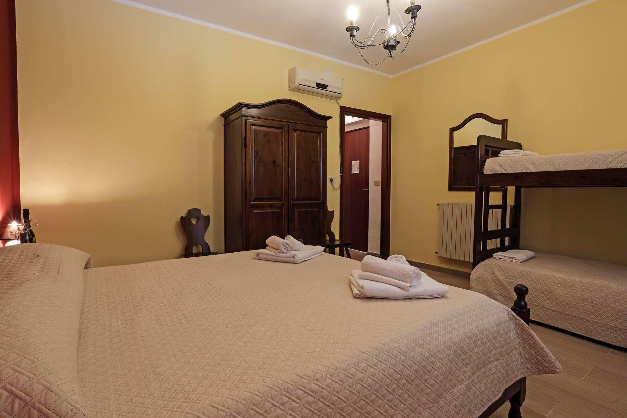 Agriturismo Tenute Pollara Roccamena Buitenkant foto