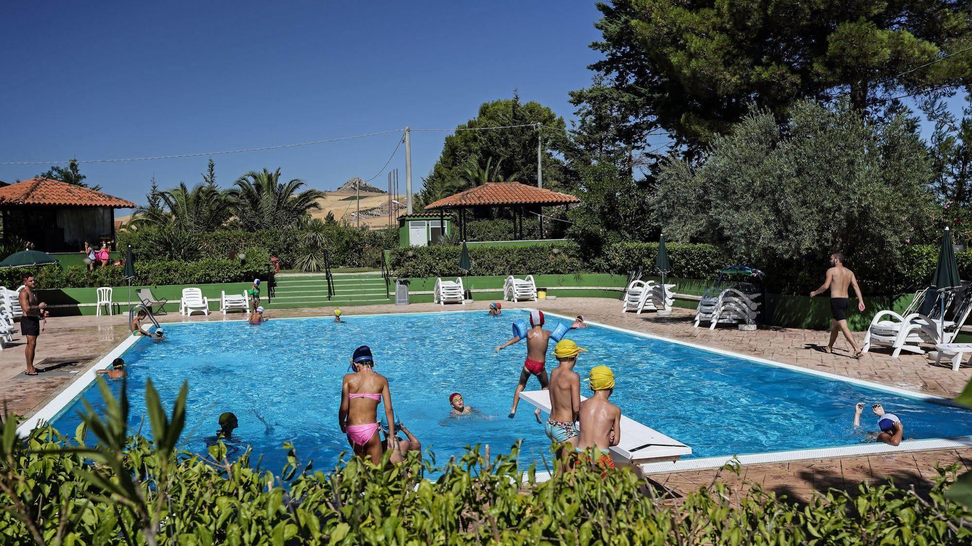 Agriturismo Tenute Pollara Roccamena Buitenkant foto